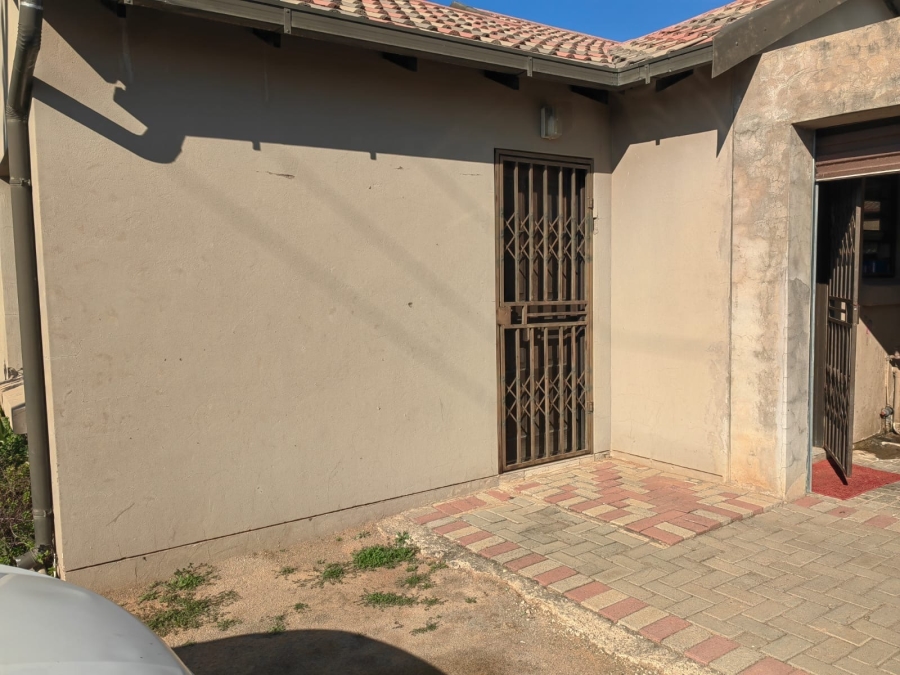 3 Bedroom Property for Sale in Heidedal Free State